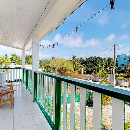 Roughrider Inn Caye Caulker Eksteriør billede
