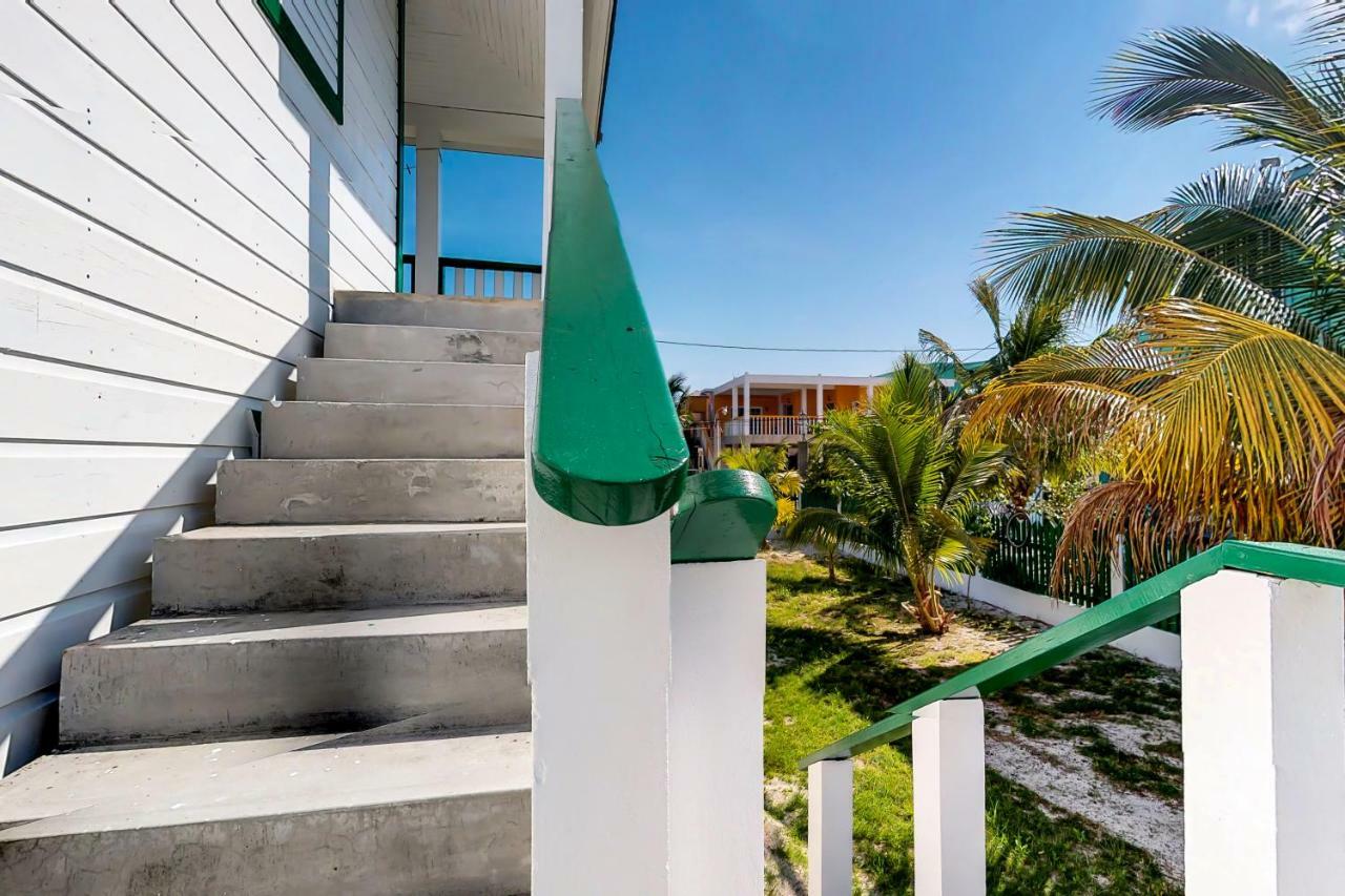 Roughrider Inn Caye Caulker Eksteriør billede